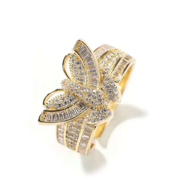 Butterfly ring